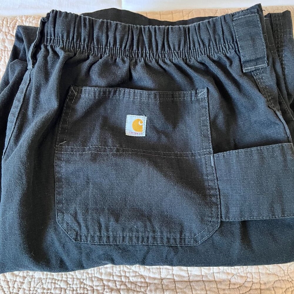 Carhartt  Men's Black Cargo Medical Scrubs - Picture 12 of 12